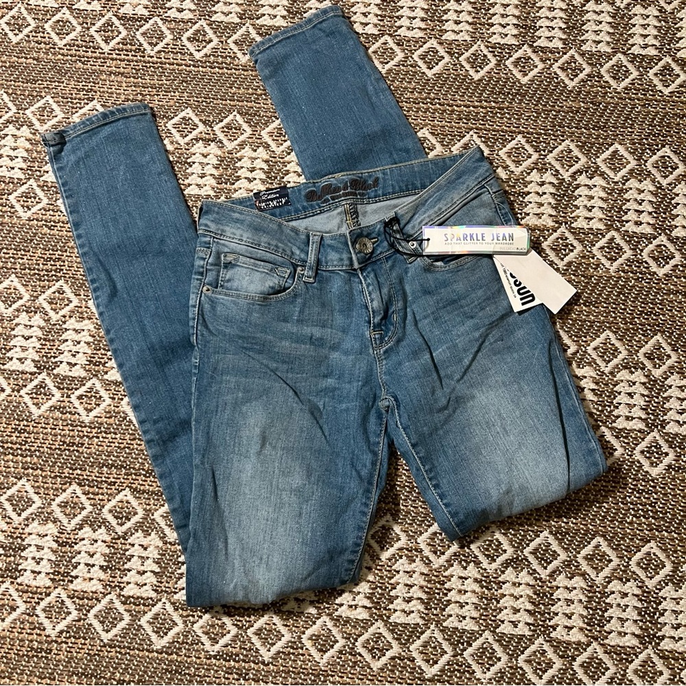 NWT Pacsun 5 Skinniest Sparkle Distressed Denim